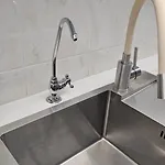 Rodriguez De La Fuento *
