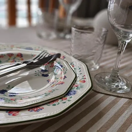 Апартаменти Rodriguez De La Fuento *