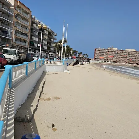 Апартаменти Rodriguez De La Fuento *